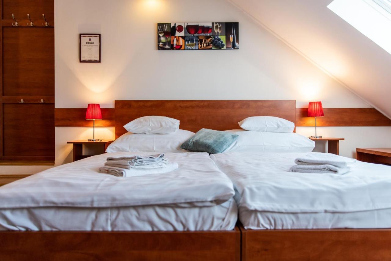 Bed and Breakfast Fényes Vinorium à Sopron Extérieur photo